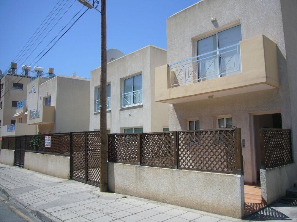 דירות לימסול Blue Oasis Gardens מראה חיצוני תמונה