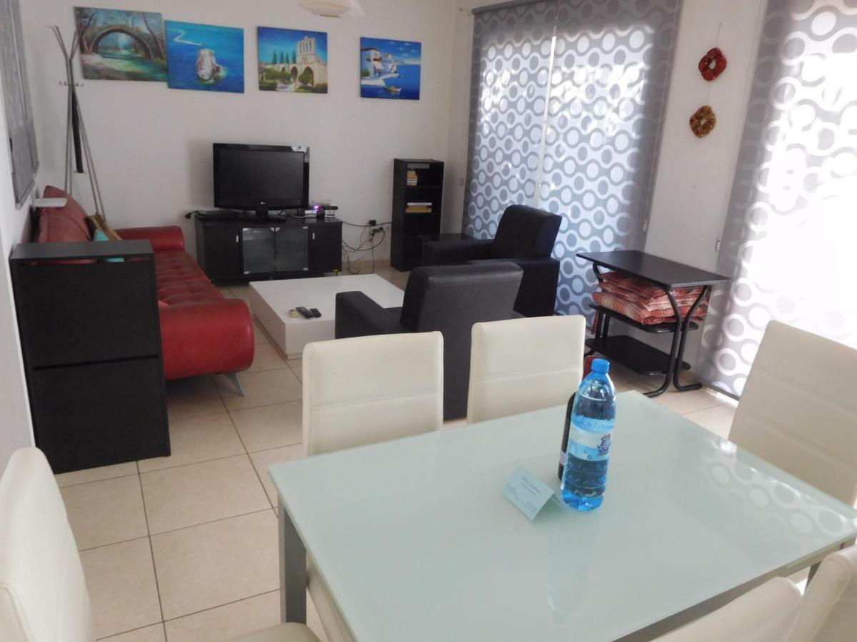 דירות לימסול Blue Oasis Gardens מראה חיצוני תמונה